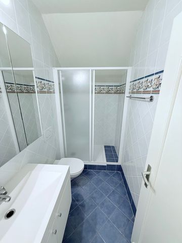 Charming semi-detached villa with 7 rooms in Vessy - Photo 5