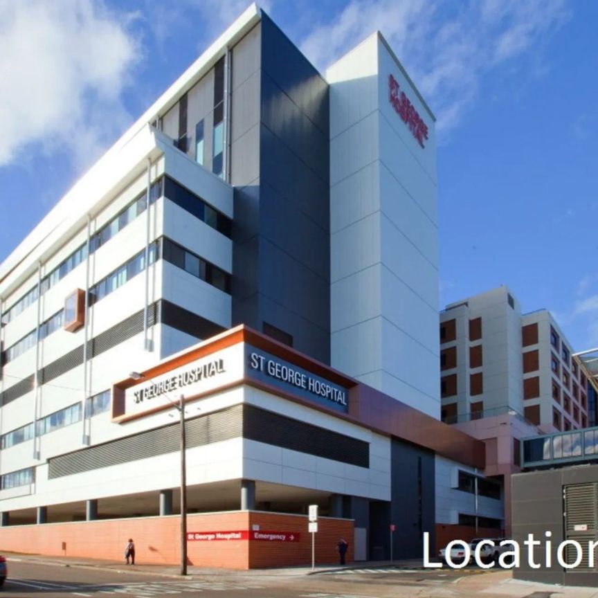 Conveniently Located Two Bedroom - Photo 1