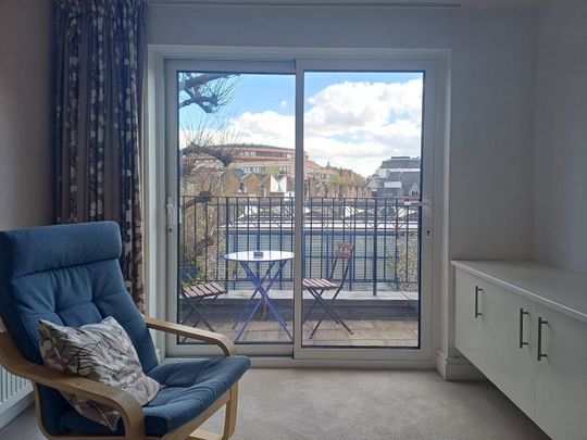 2 Bed Penthouse, Rossmore Road, NW1 - Photo 1