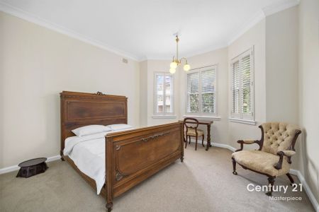 A Vintage Residential Experience in the Heart of Lindfield Close to All You Need - Photo 4