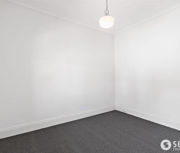 Beautiful Character Home - Photo 5