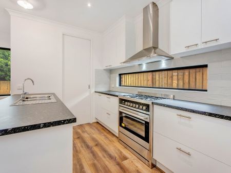 Large Family Home - Photo 2
