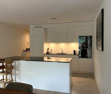 APPARTEMENT 31/2 PIÈCES À ZURICH - DISTRICT 2 WOLLISHOFEN, MEUBLÉ - Foto 1