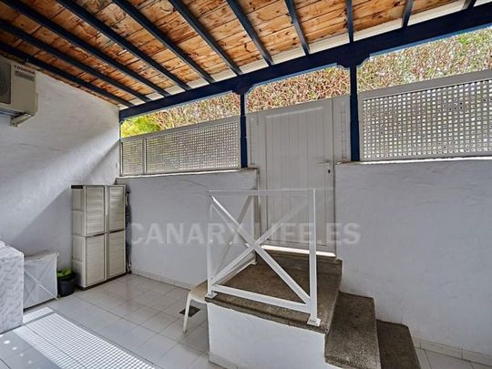 Luxury Semidetached House for rent in San Bartolomé de Tirajana, Canary Islands - Photo 1