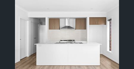 A Striking Blend of Lifestyle and Comfort - Photo 3