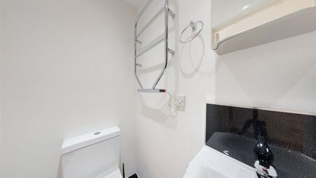 Studio Flat, Chatsworth Road, NW2 - Photo 2