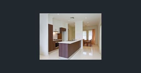 BEAUTIFUL TWO BEDROOM IN GREAT LOCATION - Photo 3