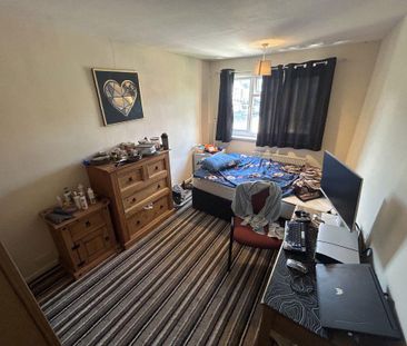 8 bedroom house to rent - Photo 3