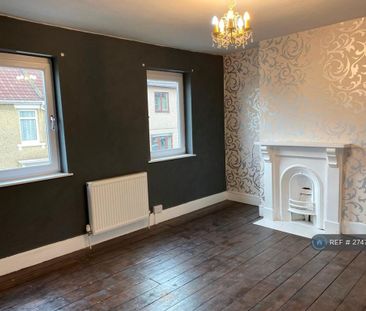 3 bedroom terraced house to rent - Photo 3