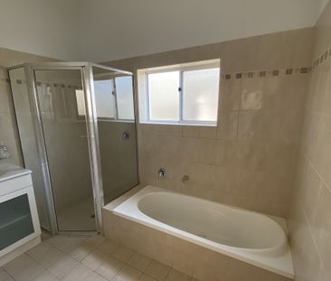 Spacious Family Home in Convenient Croydon Park Location - Photo 6