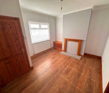 Grosvenor Place, Sebastopol, Pontypool, NP4 - Photo 1