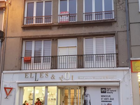 Location Appartement 2 pièces 52m² BOULOGNE SUR MER 62200 - Photo 4