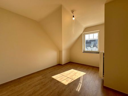 Nieuwbouwwoning in rustige woonwijk - Photo 2