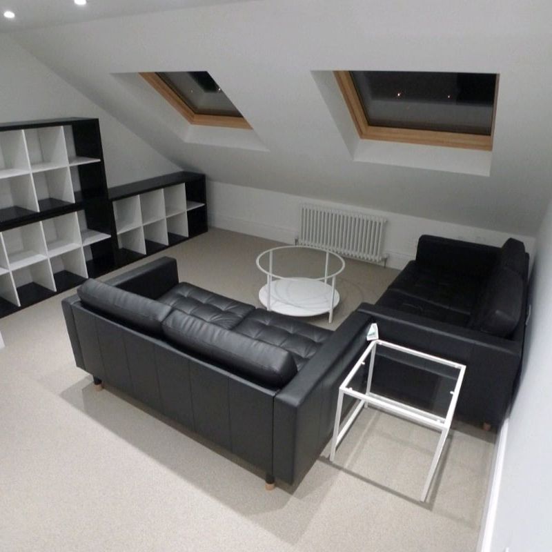 Room in a Shared House, Scawen Road, SE8 - Photo 1