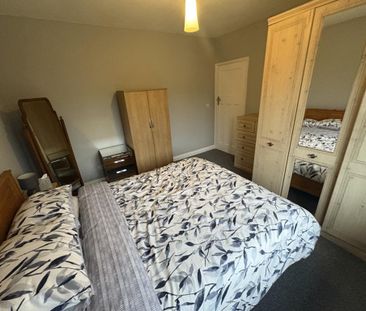 2 bedroom semi-detached house to rent - Photo 3