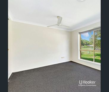 QUALITY 4 BEDROOM FAMILY HOME | SIDE ACCESS | QUIET CUL-DE-SAC! - Photo 3