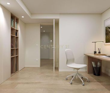 Oliveira do Douro, Porto - Photo 1