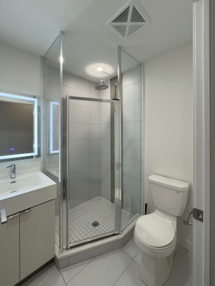 For Lease - 28 Avondale Avenue Unit# 905, Toronto, Ontario - Photo 1