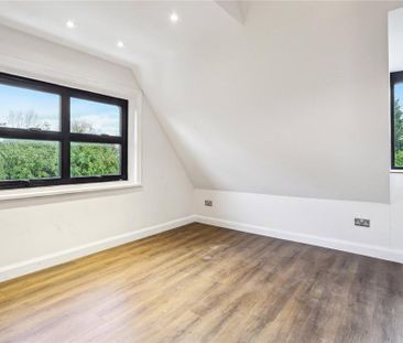 2 bedroom penthouse to rent - Photo 2