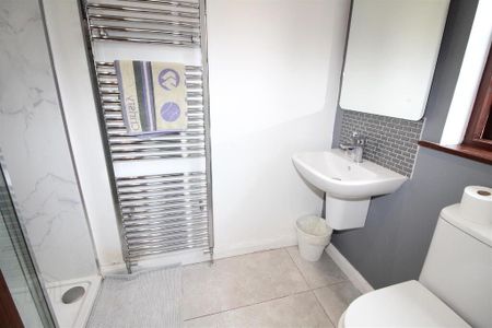 10 Blackthorn Road, Newtownabbey, BT37 0GH - Photo 3