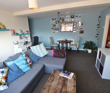 2 bedroom flat to rent - Photo 6