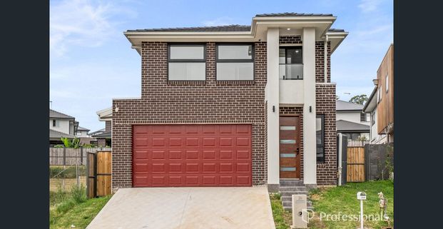 Family Home in High Grove Estate - Photo 1