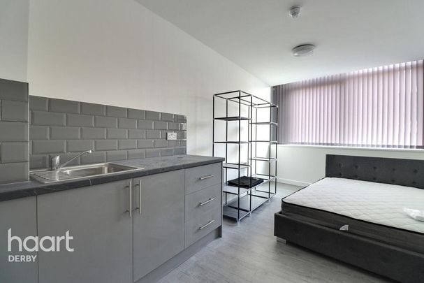 1 bedroom flat to rent - Photo 1