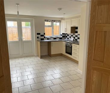 2 bedroom terraced house to rent - Photo 6