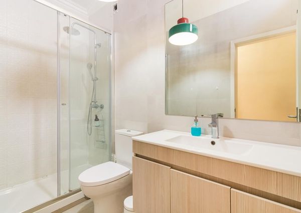 1 Bedroom Apartment, Alfama, Lisboa