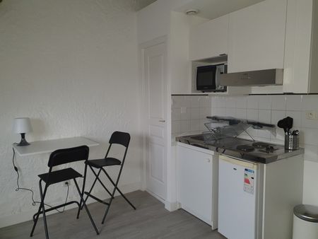 Location Appartement 1 Pièce 14 m² - Meublé - Photo 4