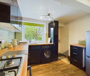 Flat to rent on - Photo 4