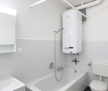 Charmant logement de 2½ pièces situé dans un quartier entouré de ve... - Photo 4