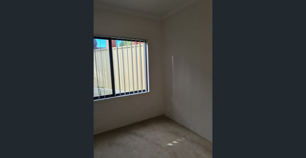 Modern Villa Living in Thornlie - Photo 1