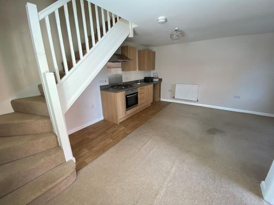 2 bedroom townhouse to rent - Photo 1
