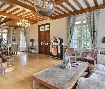 Très belle propriété à la location saisonnière en plein coeur de Deauville - Proche Mer - Piscine - Photo 4