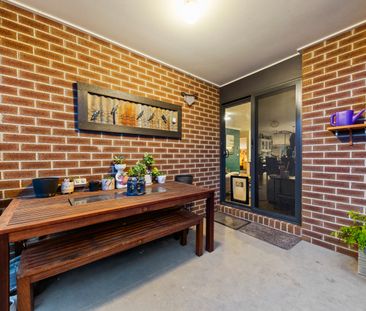 11 Zoe Lane, Officer VIC 3809 - House For Rent | Domain - Photo 4