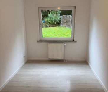 Helle 4-Zimmer-Wohnung in Wuppertal Barmen wir renovieren für Sie - Photo 1