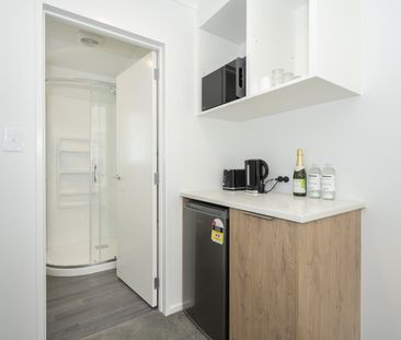 RENT SPECIAL! - Photo 4