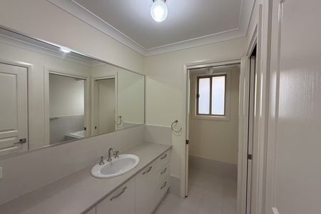 FOUR BEDROOM FAMILY HOME - Photo 3