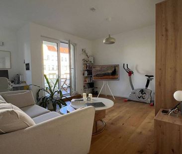 Neuwertige 1-Zimmer-Wohnung mit Balkon und Einbauküche in Charlotte... - Foto 1