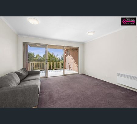 3/33 Ottiwell Street, Goulburn, NSW 2580 - Photo 2