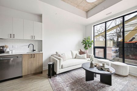 For Lease - 56 Bayswater Avenue Unit# 302, West Centre Town, Ontario - Photo 3