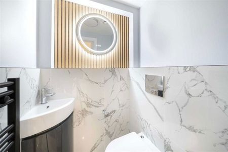 Old Brompton Road, South Kensington, SW5 - Photo 4