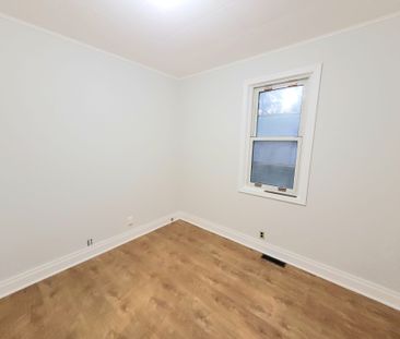 For Lease - 22 Fairfield Avenue, Toronto, Ontario - Photo 3