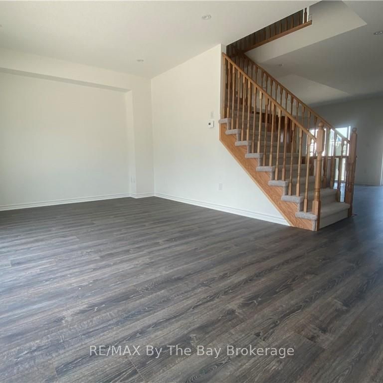 For Lease - 20 Hills Thistle Drive, Wasaga Beach, Ontario - Photo 1