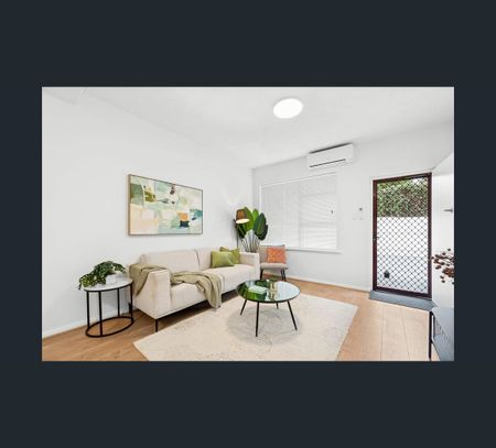 2/10 Gordon Street, Kurralta Park, SA 5037 - Photo 2