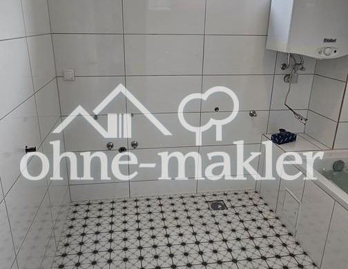 2 ZKB Wohnung in ruhiger Lage in Eisenberg - Renoviert mit Balkon (EH5) - Photo 1
