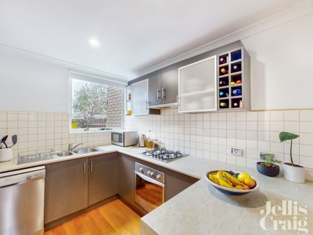 9/156-160 Ascot Vale Road, Flemington - Photo 2