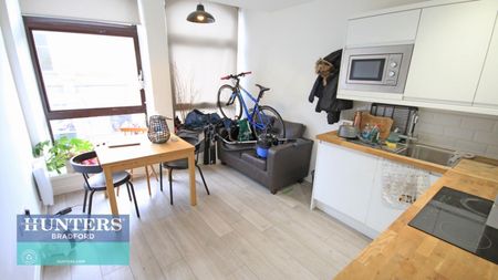 1 bedroom Flat To Let - Photo 5