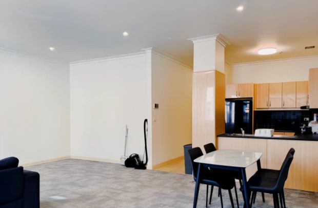 6/165 Bourke Street, Melbourne - Photo 1